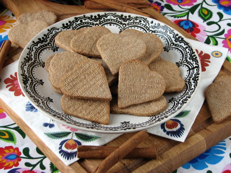 Razowe ciasteczka z cynamonem 