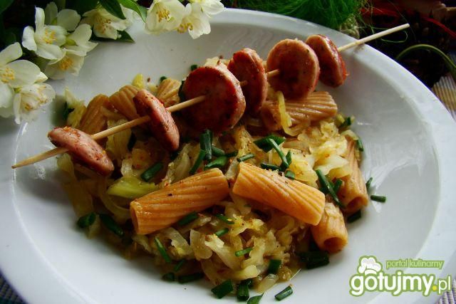 Razowe penne z młodą kapustą  Razowe penne z młodą kapustą