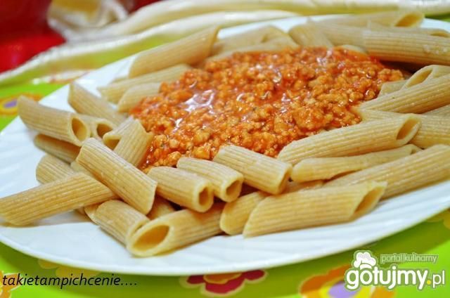 Razowe pióra a la bolognese  Razowe pióra a la bolognese