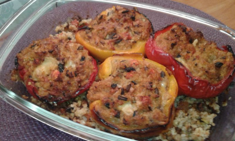 Risotto pieczarkowe zapiekane w paprykach