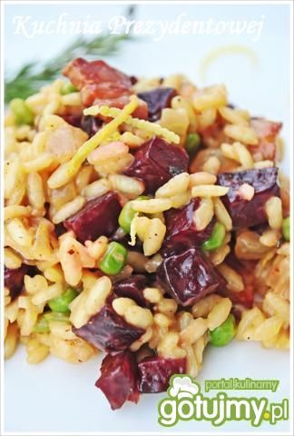 Risotto z burakiem, boczkiem i groszkiem Risotto z burakiem, boczkiem i groszkiem