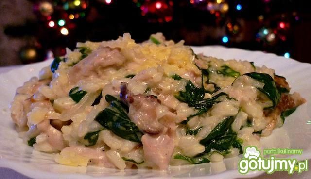 Risotto z kurczakiem i szpinakiem Risotto z kurczakiem i szpinakiem