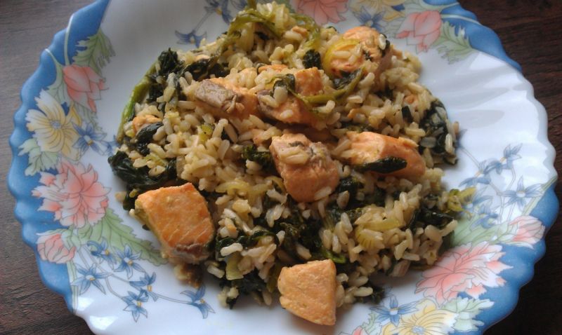 Risotto z łososia ze szpinakiem Risotto z łososia ze szpinakiem