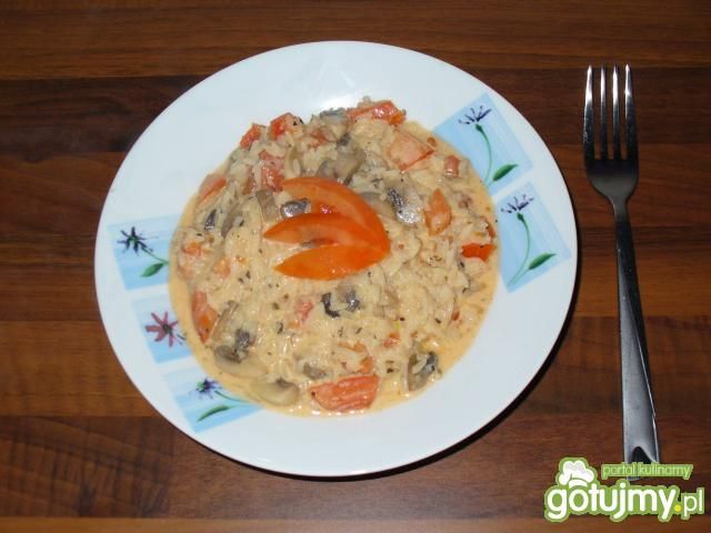 Risotto z pieczarkami i pomidorem  Risotto z pieczarkami i pomidorem
