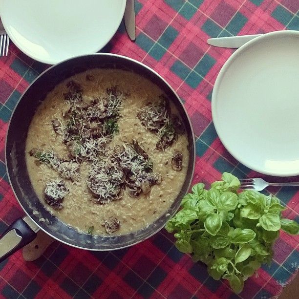 Risotto z suszonymi grzybami leśnymi Risotto z suszonymi grzybami leśnymi