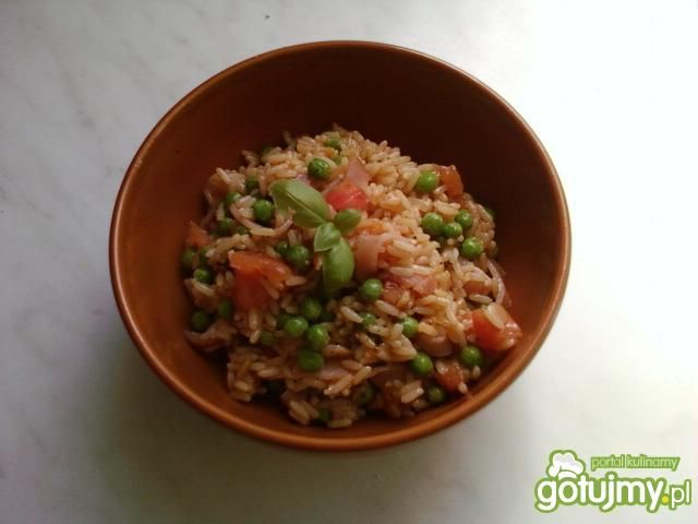 Risotto z szynką, groszkiem i pomidorami Risotto z szynką, groszkiem i pomidorami