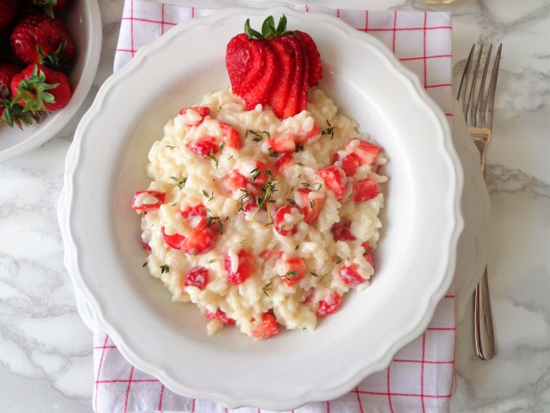 Risotto z truskawkami i kozim serem