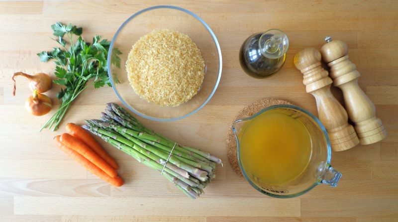 Risotto ze szparagami i marchewką