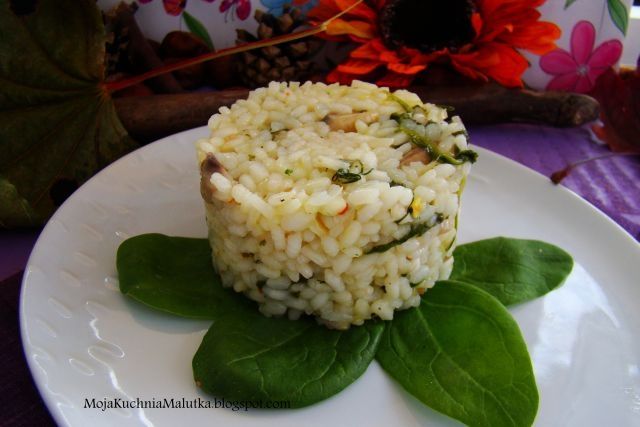 Risotto ze szpinakiem i pieczarkami 