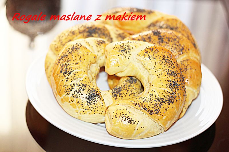 Rogale maślane z  makiem  Rogale maślane z  makiem