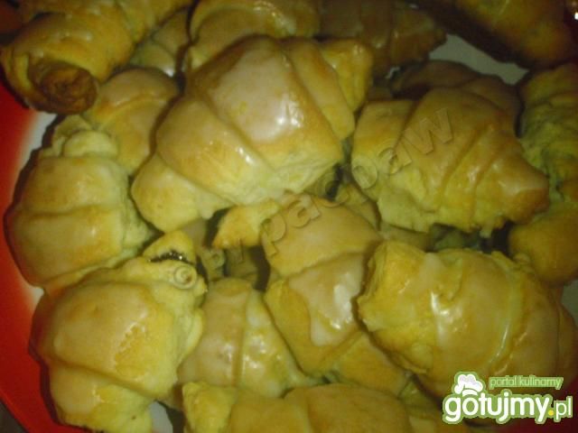 Rogale z ciastem półfrancuskim