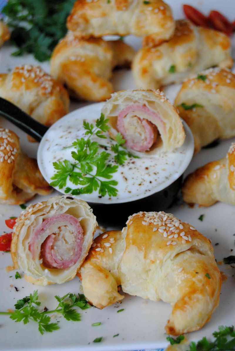 Rogaliki francuskie z szynką i selerem Rogaliki francuskie z szynką i selerem