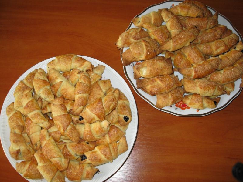 Rogaliki krucho-drożdżowe Rogaliki krucho-drożdżowe