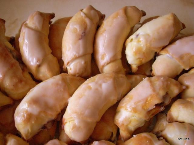 Rogaliki krucho-drożdżowe, bardzo proste Rogaliki krucho-drożdżowe, bardzo proste