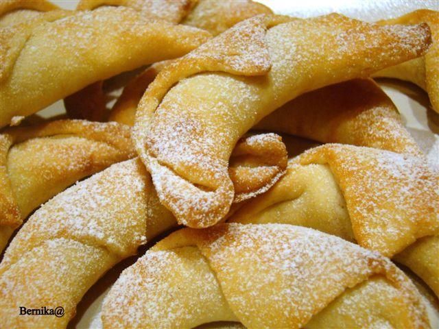 Rogaliki topione w wodzie