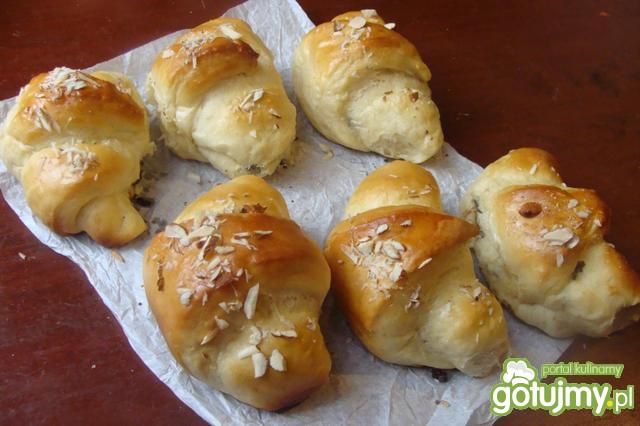 Rogaliki z czekoladą 2