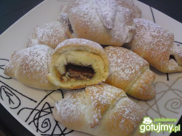 Rogaliki z czekoladą. Rogaliki z czekoladą.