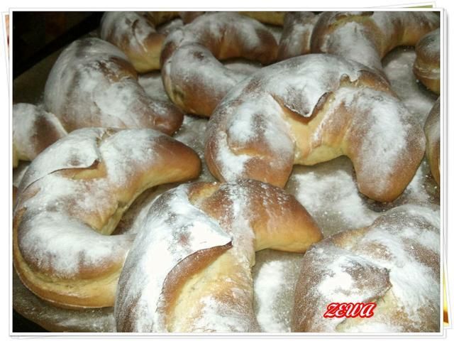 Rogaliki z jabłkiem