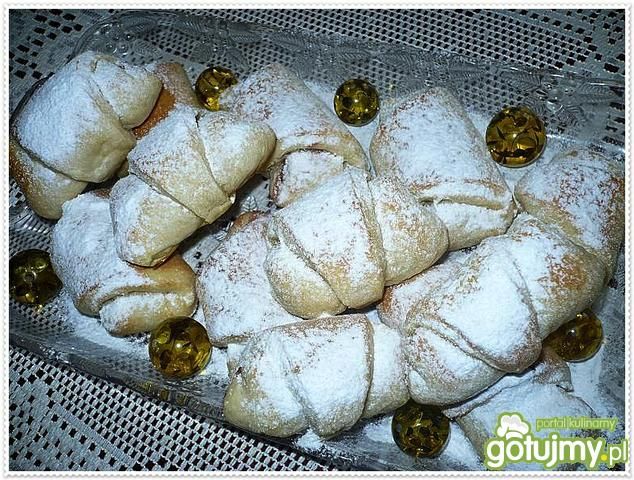 Rogaliki z kremem czekoladowym Rogaliki z kremem czekoladowym