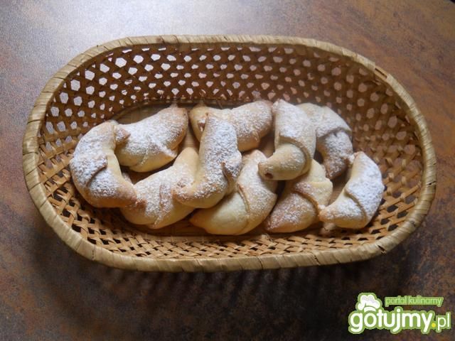 Rogaliki z marmoladą różaną Rogaliki z marmoladą różaną