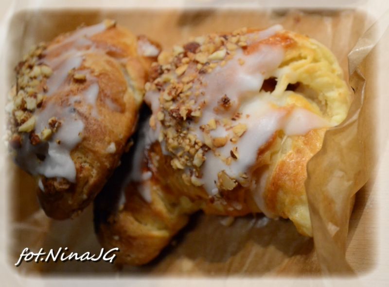 Rogaliki z masą marcepanową na św. Marcina