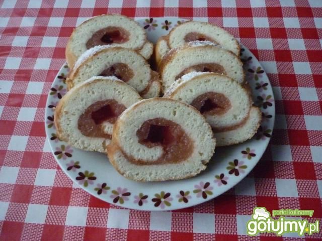 Rolada biszkoptowa z musem z jabłek  Rolada biszkoptowa z musem z jabłek