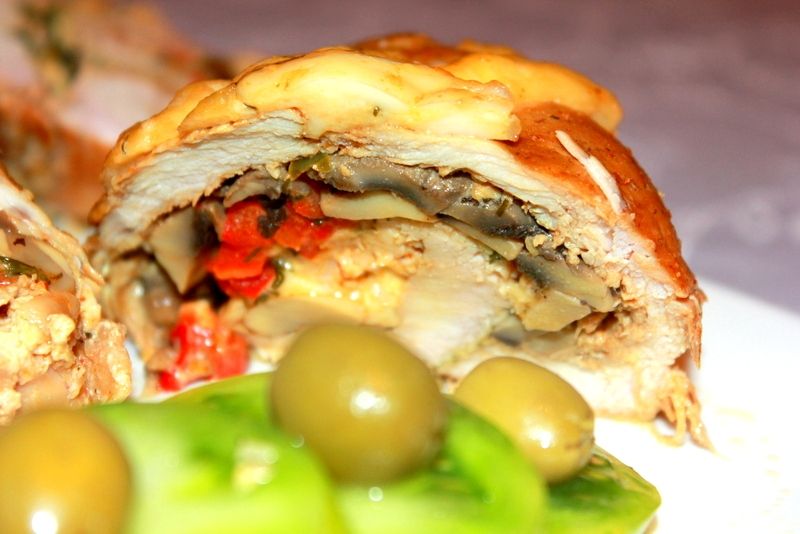 Rolada drobiowa pieczona Rolada drobiowa pieczona