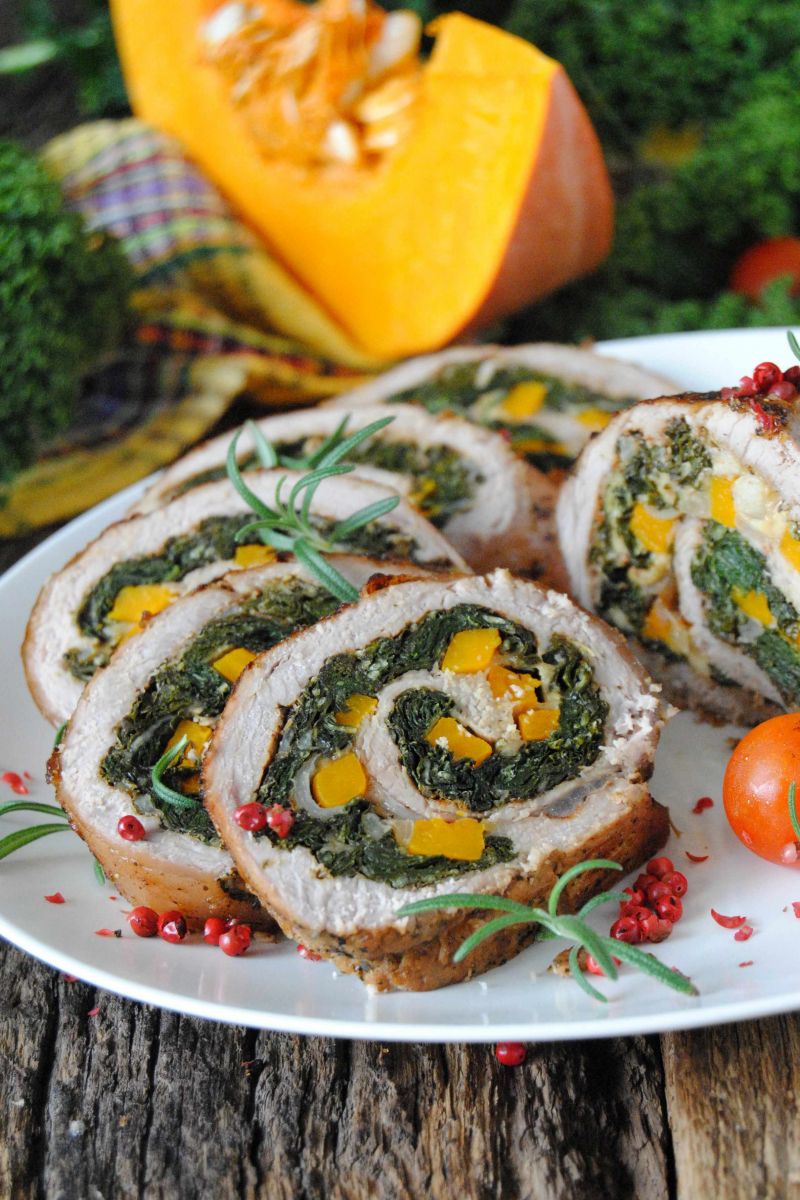 Rolada dyniowo- jarmużowa Rolada dyniowo- jarmużowa