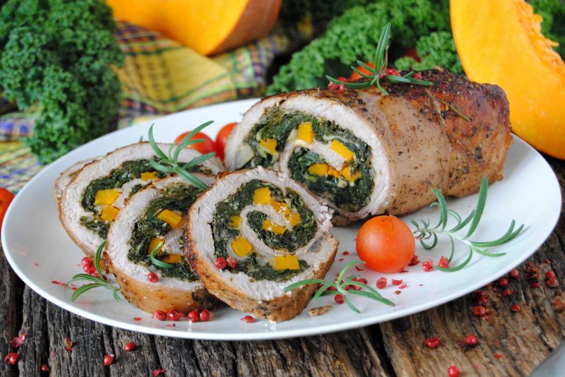 Rolada dyniowo- jarmużowa Rolada dyniowo- jarmużowa