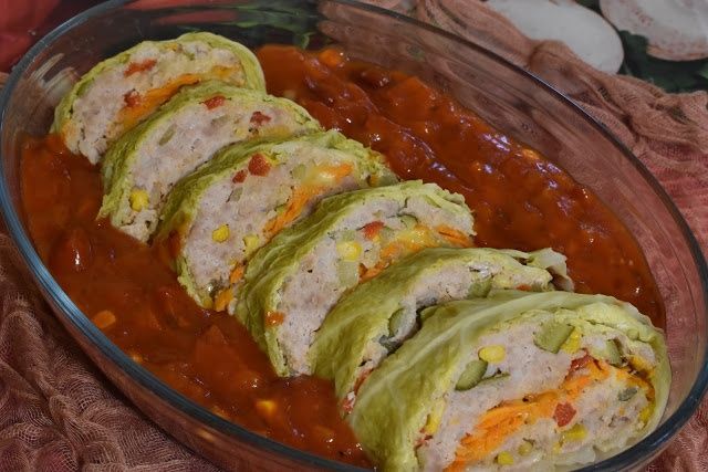 Rolada gołąbkowa w sosie meksykańskim