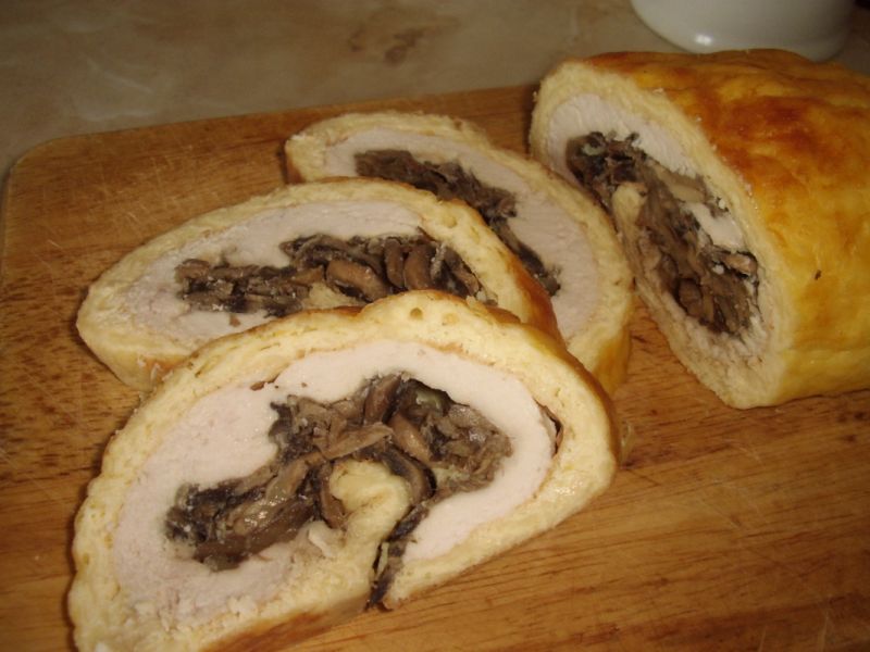 Rolada jajeczno-serowa Rolada jajeczno-serowa