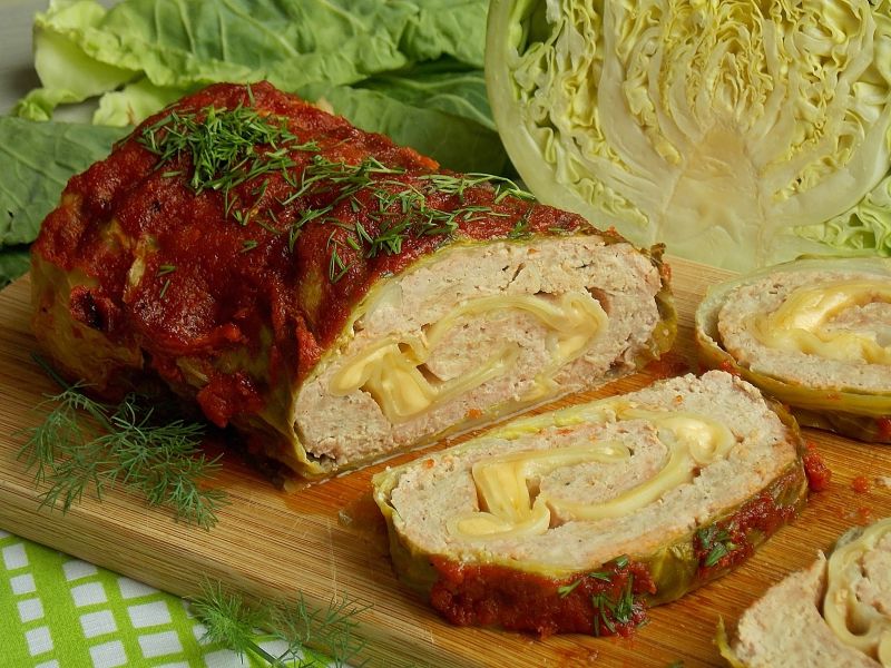 Rolada lasagne z młodą kapustą Rolada lasagne z młodą kapustą