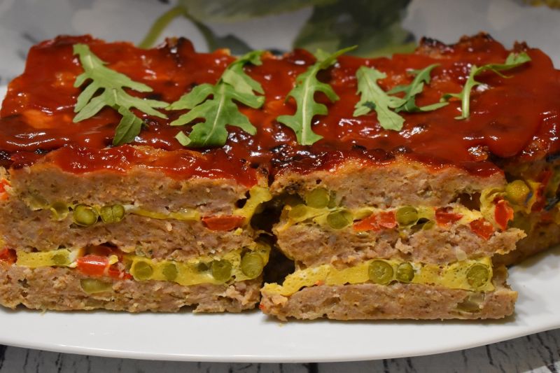 Rolada mięsna z omletem Rolada mięsna z omletem