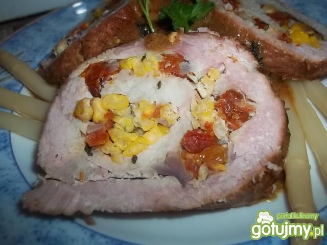 Rolada schabowa z kaszą kuskus Rolada schabowa z kaszą kuskus