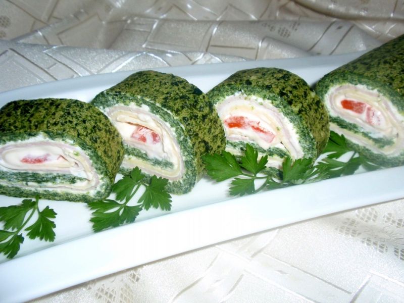 Rolada szpinakowa nadziewana