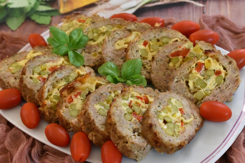 Rolada z jajecznicą Rolada z jajecznicą