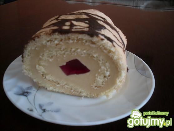 Rolada z masą krówkową Rolada z masą krówkową