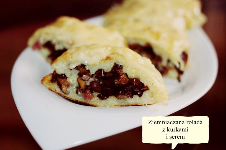 Rolada ziemniaczana z kurkami i serem