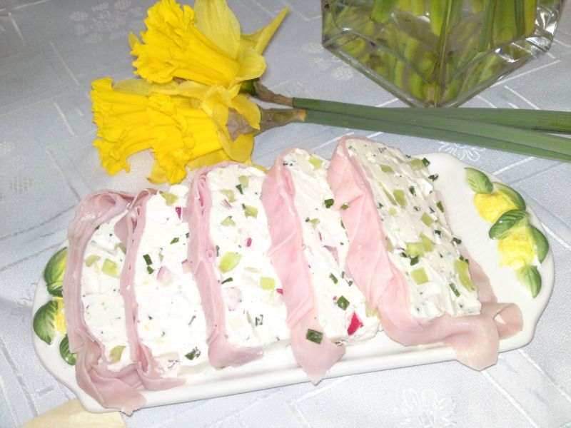 Roladka serowo-warzywna