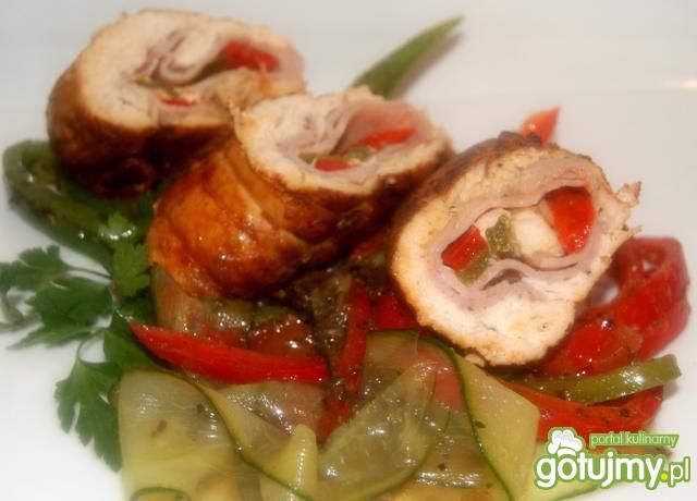 Roladka z drobiu i niby Ratatouille