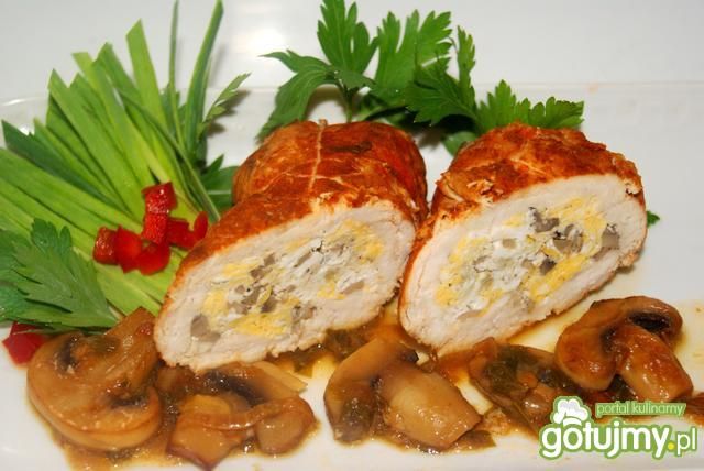 Roladka z farszem z jajecznicy