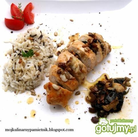 Roladka z piersi kurczaka z kozim serem