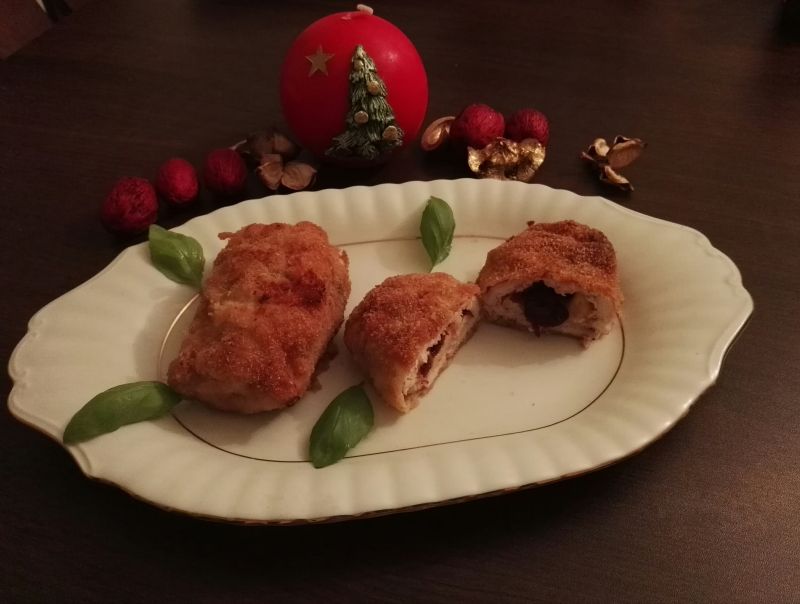 Roladki a'la devolay z suszoną żurawiną