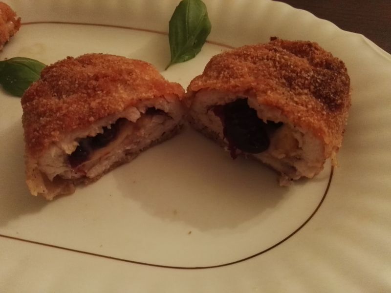 Roladki a'la devolay z suszoną żurawiną