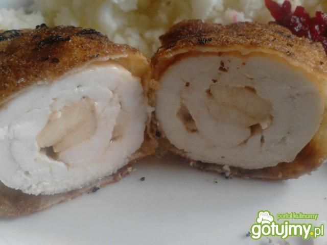 Roladki drobiowe z jabłkiem