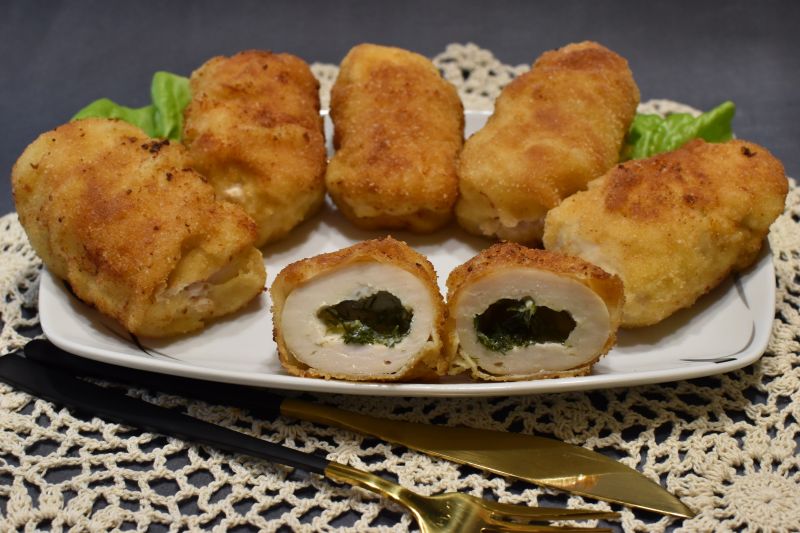 Roladki drobiowe z koperkiem i masłem Roladki drobiowe z koperkiem i masłem