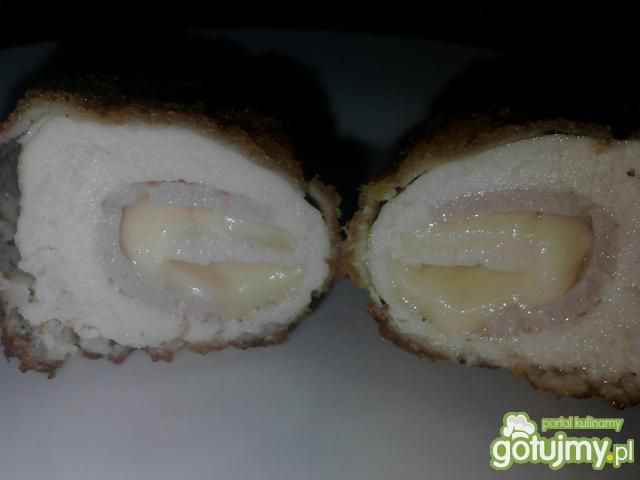 Roladki drobiowe z serem i szynką Roladki drobiowe z serem i szynką