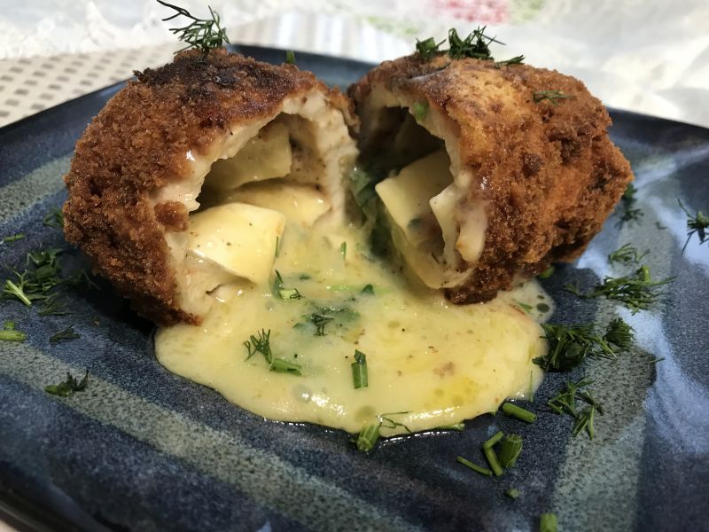 Roladki drobiowe z serem pleśniowym