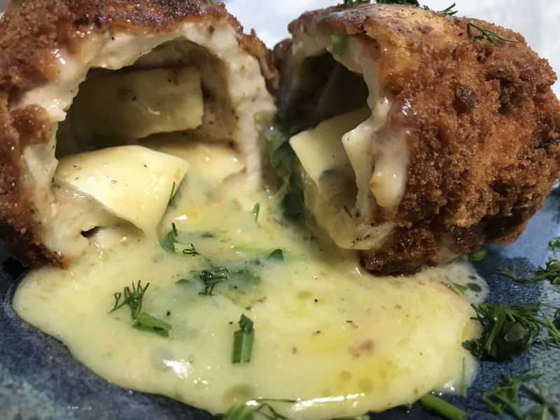 Roladki drobiowe z serem pleśniowym