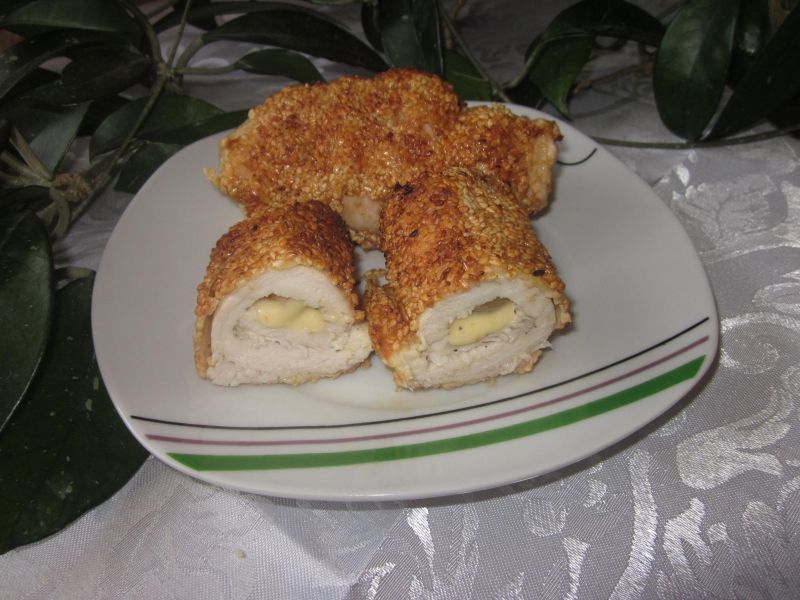 Roladki drobiowe z suszonymi morelami